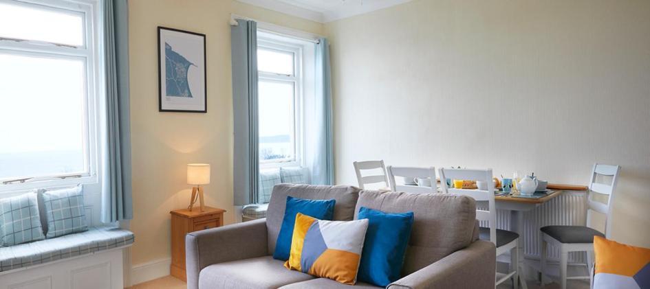 Seaview At The Crescent Villa ฟายลี ภายนอก รูปภาพ